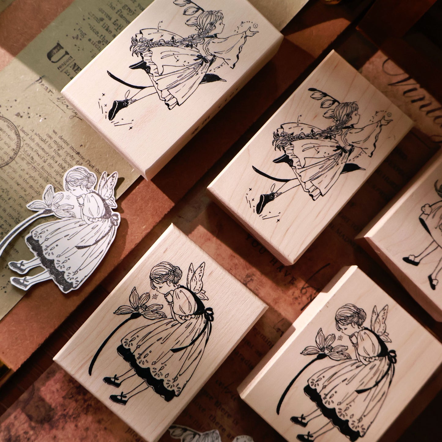 Maple upgraded Flower and girl seal base Retro Wooden Notebook Rubber Stamp