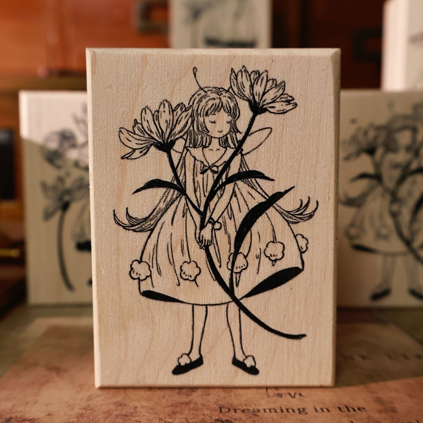 Maple upgraded Flower and girl seal base Retro Wooden Notebook Rubber Stamp