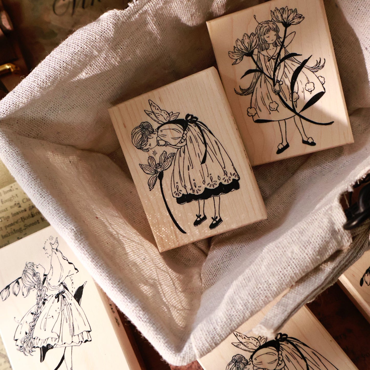Maple upgraded Flower and girl seal base Retro Wooden Notebook Rubber Stamp