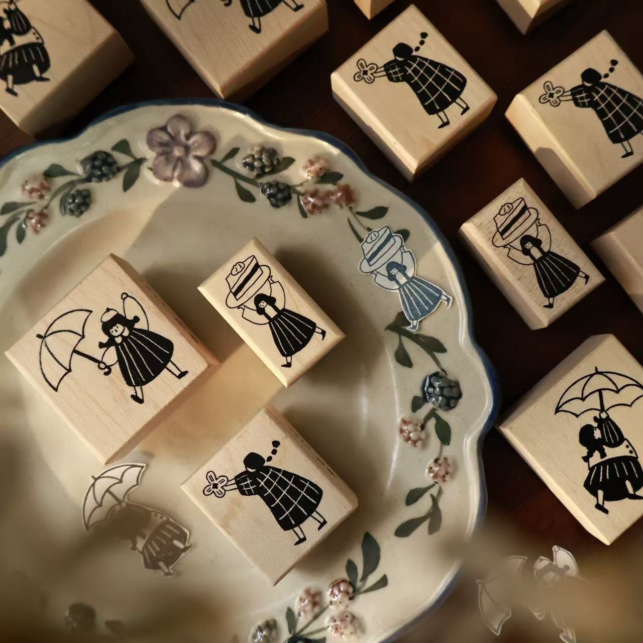 Maple upgraded  Little Girls Stamp base Retro Wooden Notebook Rubber Stamp