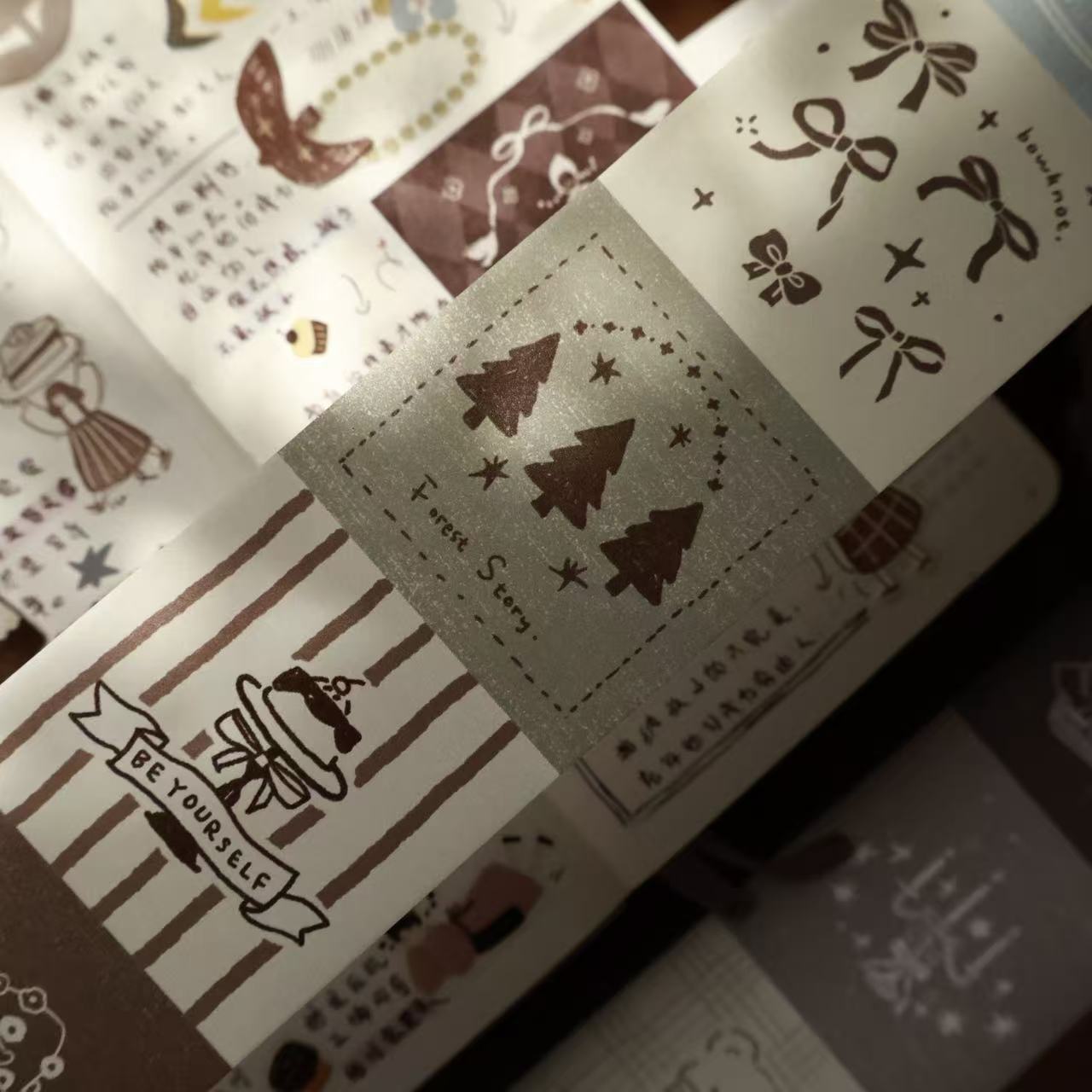 Retro fairy tale tear note roll with backing paper can be written Light retro Handbook materials