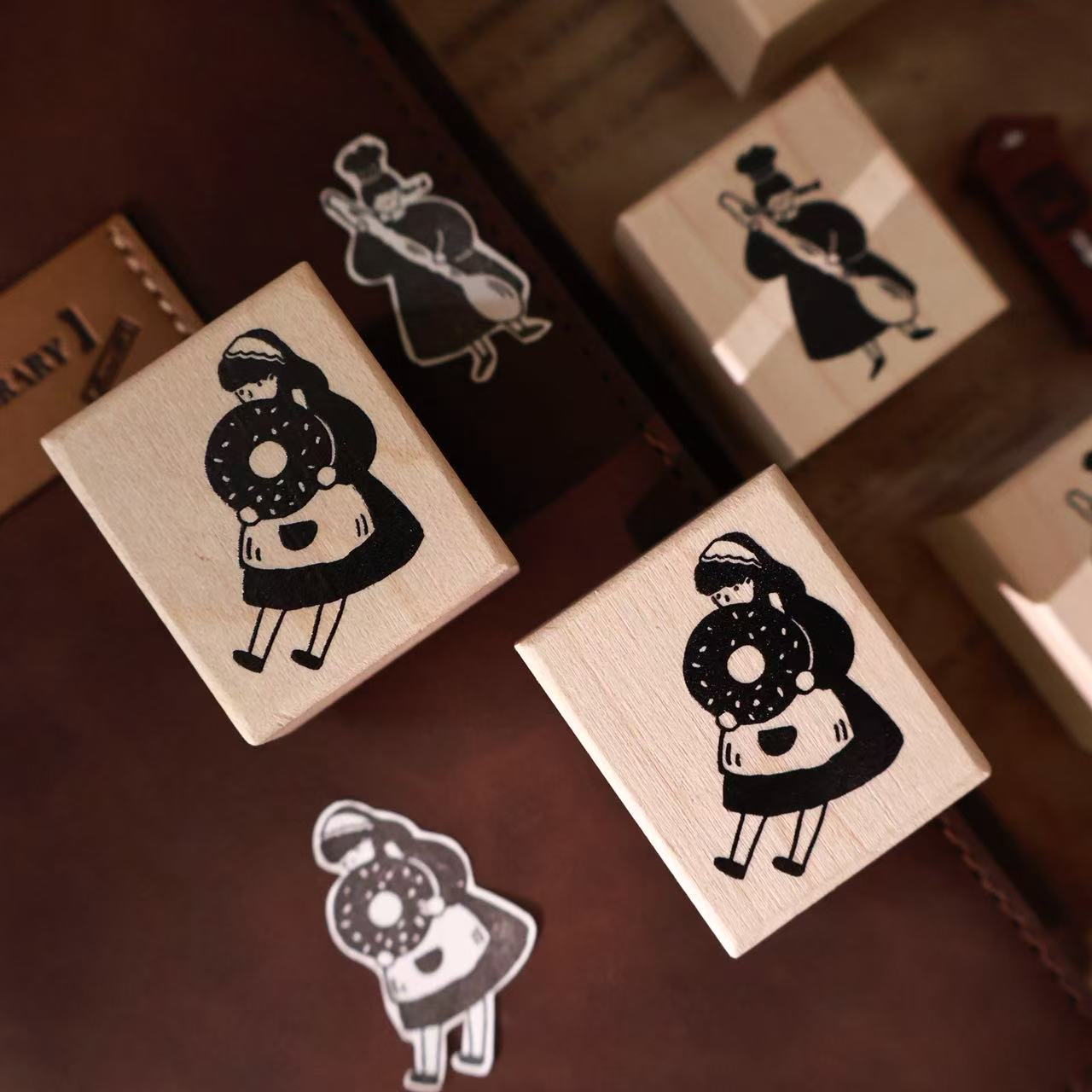 Maple upgraded  Bread Girls Stamp base Retro Wooden Notebook Rubber Stamp