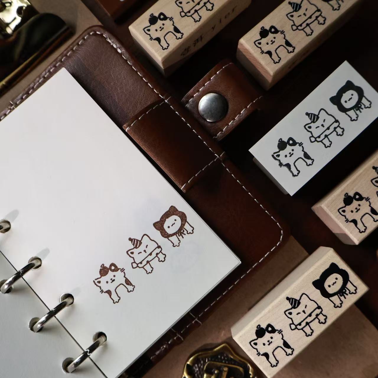 Maple upgraded  Cute Cat Series Stamp base Retro Wooden Notebook Rubber Stamp