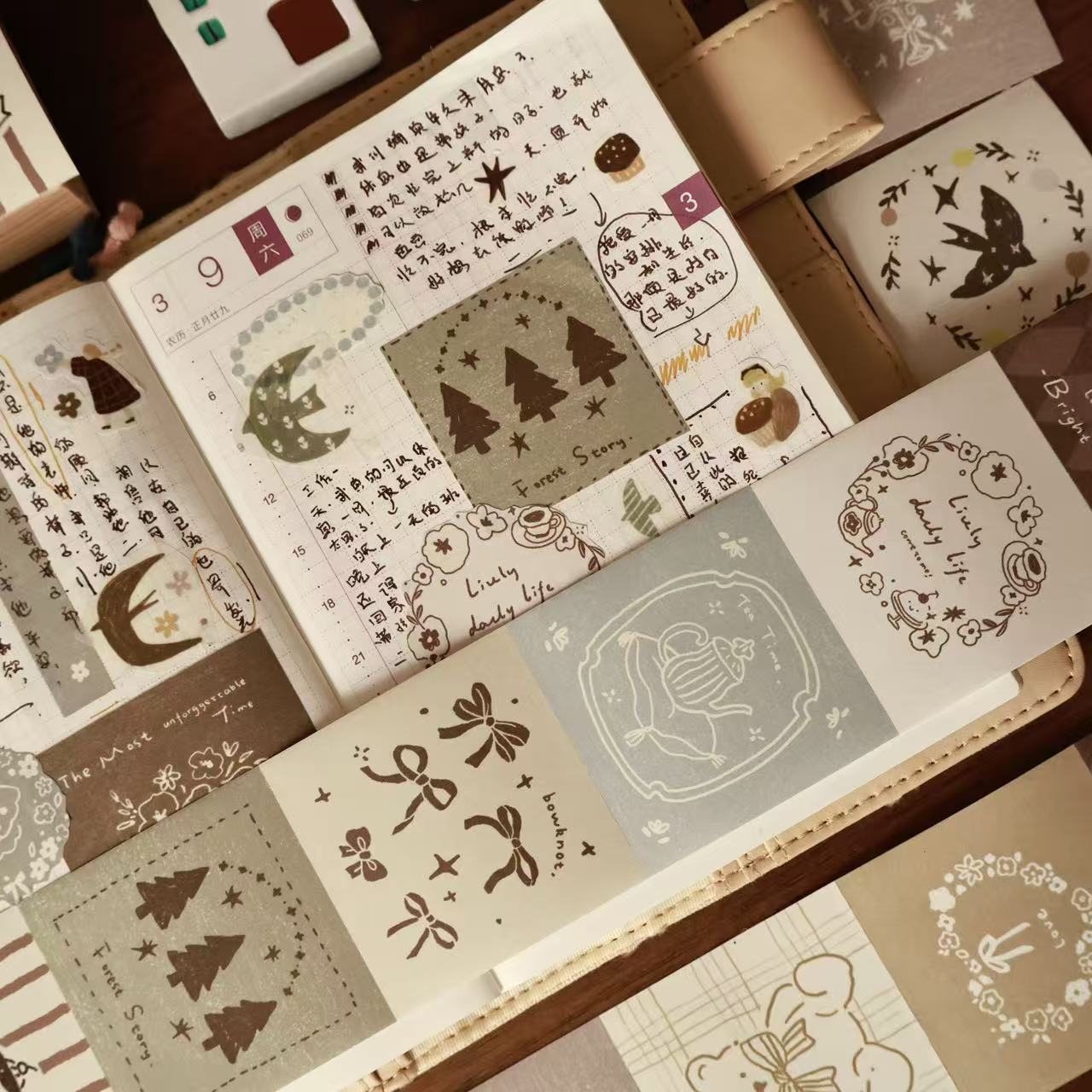 Retro fairy tale tear note roll with backing paper can be written Light retro Handbook materials