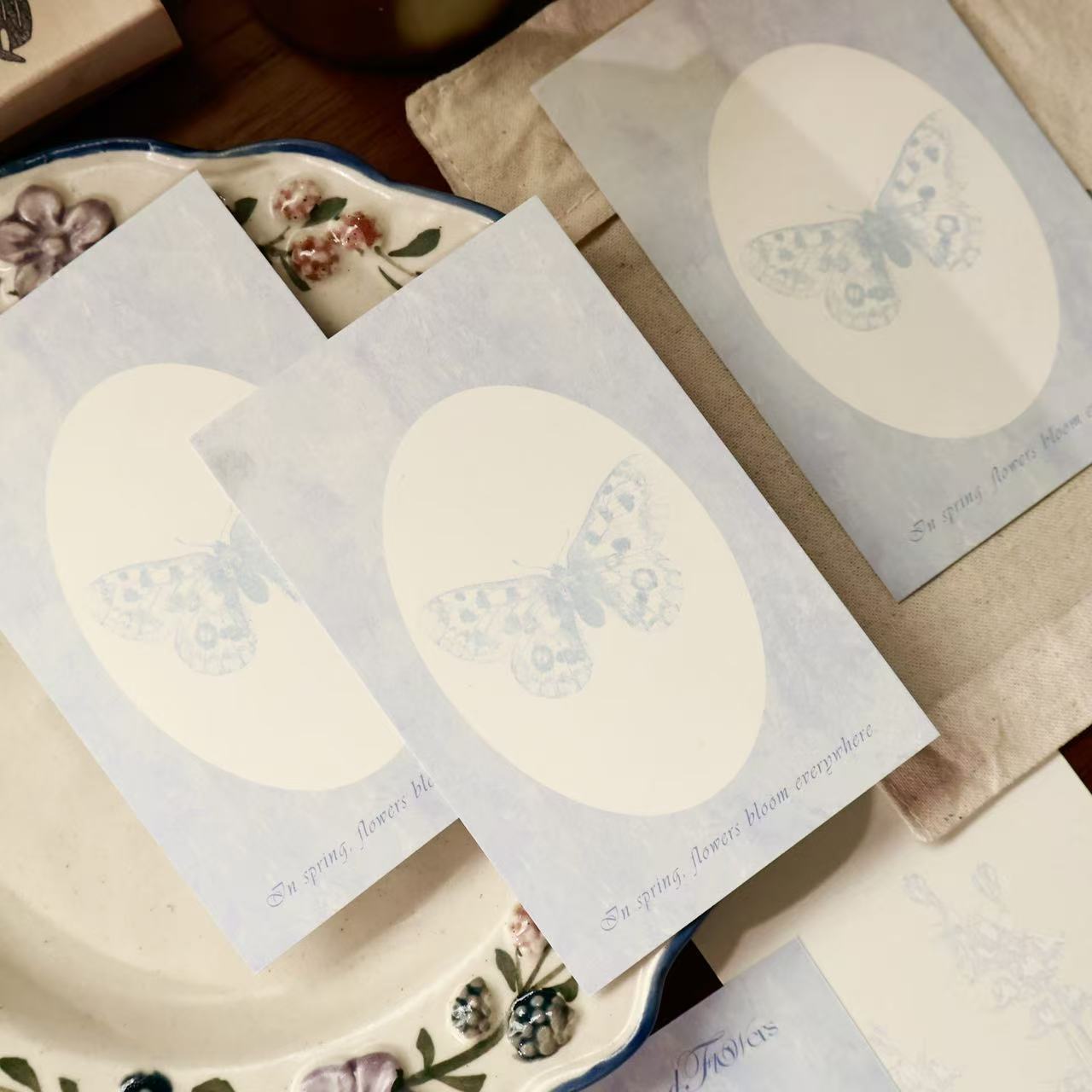 Blue mark and Plain flower flying butterfly theme light retro M5 series double-sided printing for dual-use sticky notes